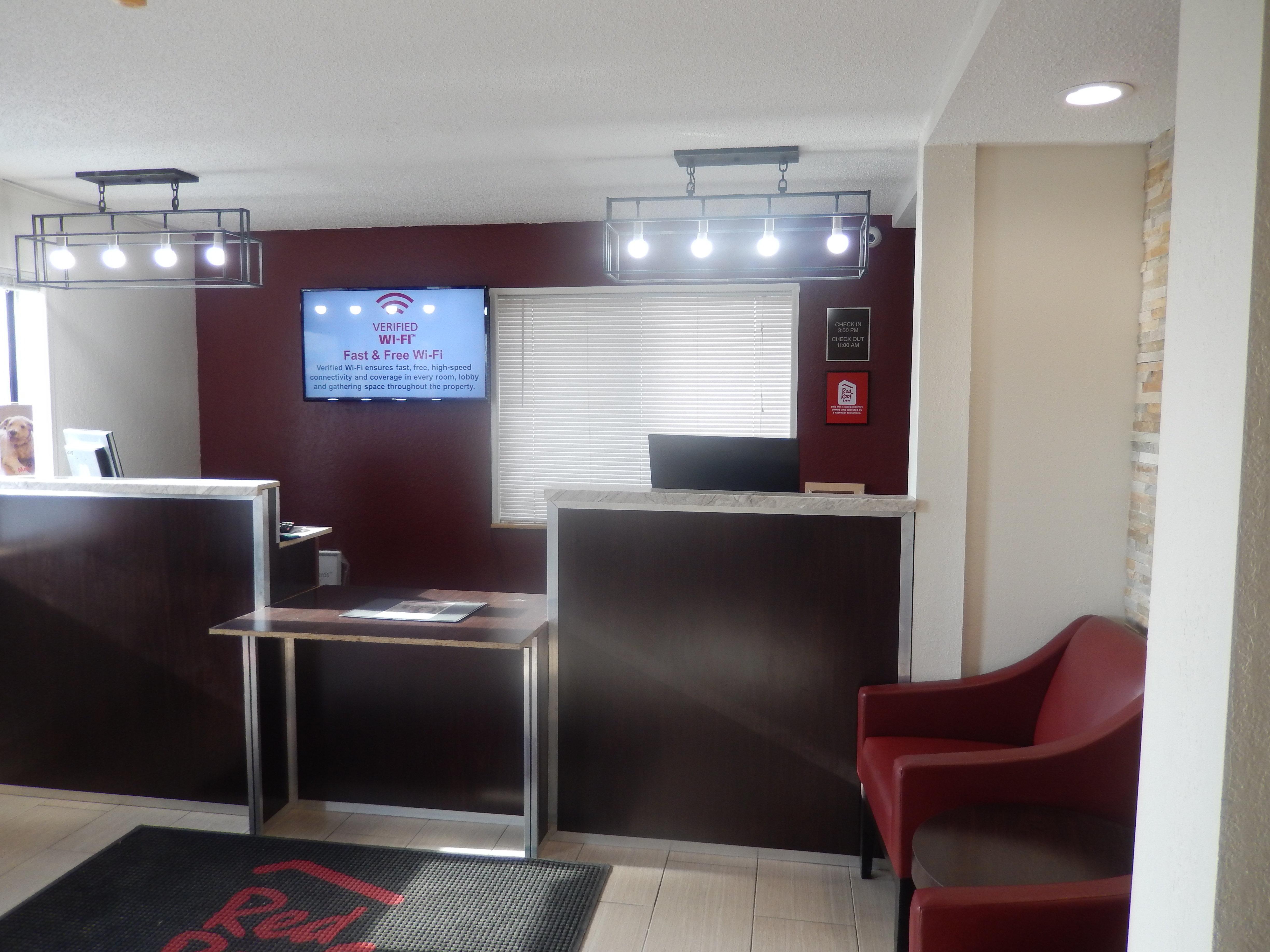 Red Roof Inn Findlay Bagian luar foto